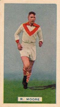 1935 Hoadley's League Footballers #13 Roy Moore Front